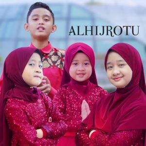 Dengarkan lagu Alhijrotu nyanyian Aishwa Nahla Karnadi dengan lirik