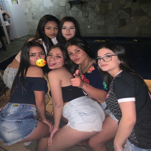 Dengarkan BATE A BUCETINHA VS TOMA PAL lagu dari DJ VITIN MV dengan lirik