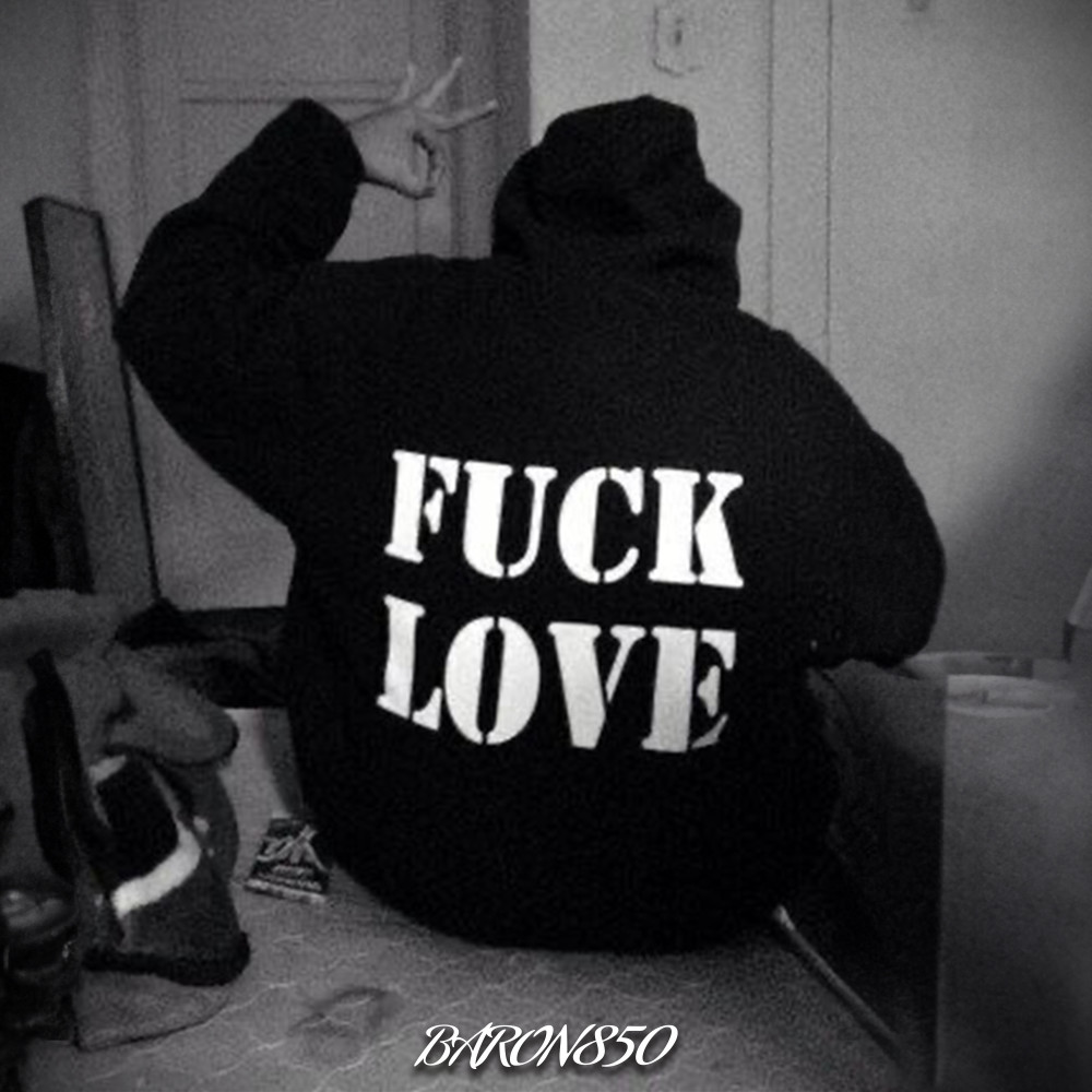 **** LOVE (Explicit)