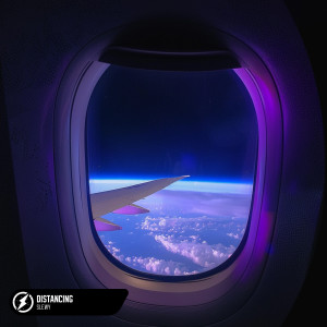 slewy的專輯Distancing