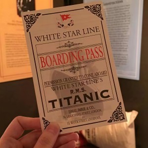 ดาวน์โหลดและฟังเพลง ticket (完整版) พร้อมเนื้อเพลงจาก Lil ze8ra