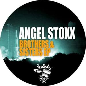 收聽Angel Stoxx的Hip Hop Hero (Original Mix)歌詞歌曲