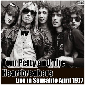 Dengarkan Strangered in the Night (Live) lagu dari Tom Petty & The Heart Breakers dengan lirik