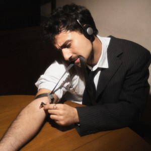 Listen to PARANOIA song with lyrics from Paride