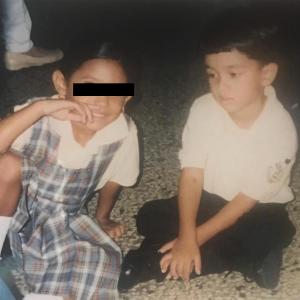 收聽LAPERRERA的FALTA CALLE (feat. Víctor Blue & Demesé) (Explicit)歌詞歌曲