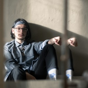 Listen to Останні промені song with lyrics from Sad Novelist