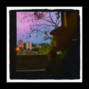 收聽Manda rhymes的Encerrado (Explicit)歌詞歌曲