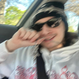 AidanPersuadin的專輯Get what I get (feat. Adamn Killa) [Explicit]