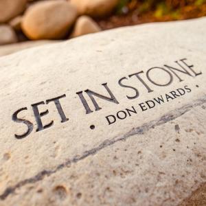 Don Edwards的專輯Set In Stone