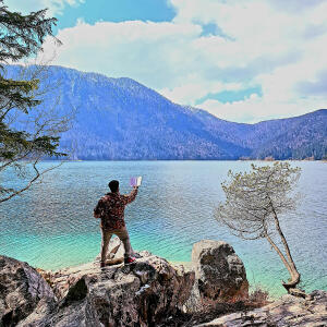 default playlist img