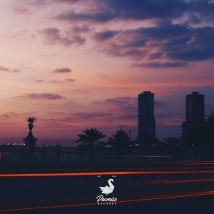 收听Luca Skyline的Richmond歌词歌曲