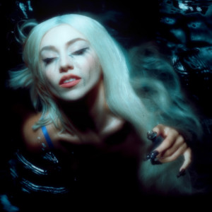ดาวน์โหลดและฟังเพลง EveryTime I Cry พร้อมเนื้อเพลงจาก Ava Max