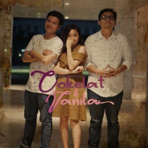 ดาวน์โหลดและฟังเพลง Coklat Dan Vanila พร้อมเนื้อเพลงจาก Cokelat & Vanila