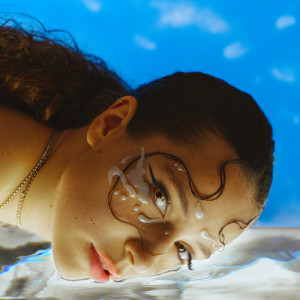 Listen to mil yardas song with lyrics from ANADIE