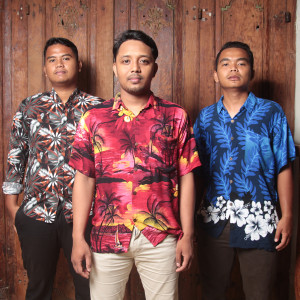 Listen to Sermo Ninggal Cerito song with lyrics from REDSOX D.P.R