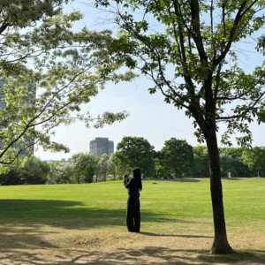 ดาวน์โหลดและฟังเพลง 멀리 พร้อมเนื้อเพลงจาก Hasse