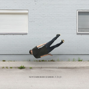 收听NovemberDecember的Ending Scene歌词歌曲