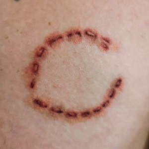 Listen to skin 2 skin (Explicit) song with lyrics from Lil Choo