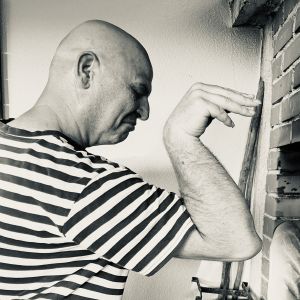Listen to BUDI LJUBAV song with lyrics from So!Mazgoon