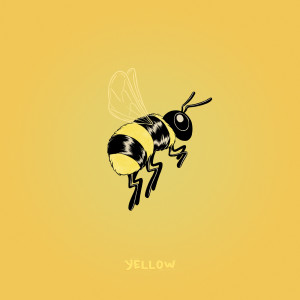 ดาวน์โหลดและฟังเพลง Yellow พร้อมเนื้อเพลงจาก Paige