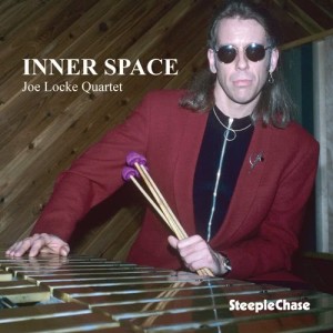 ดาวน์โหลดและฟังเพลง Tripping พร้อมเนื้อเพลงจาก Joe Locke