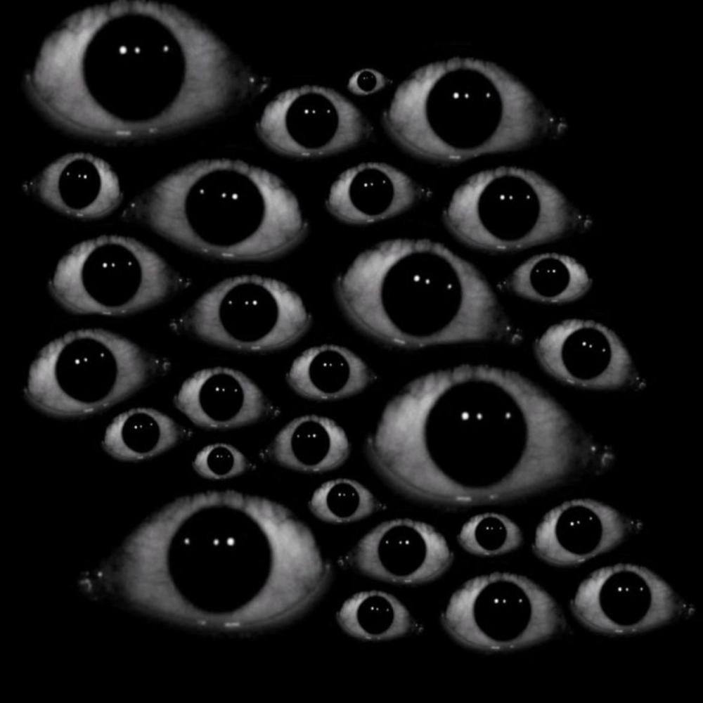 A hundred eyes (Explicit)