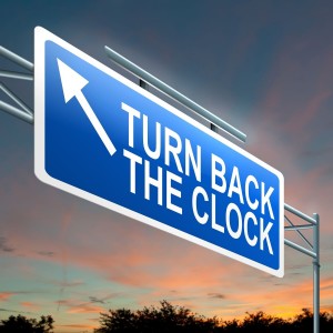 ดาวน์โหลดและฟังเพลง Turn Back the Clock พร้อมเนื้อเพลงจาก DJ Fytch