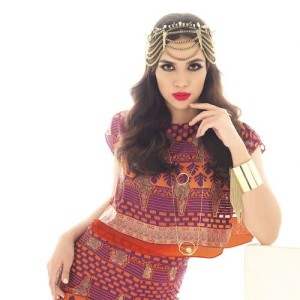 收聽Diana Danielle的Tentang Kita歌詞歌曲