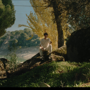 收聽Leftee的Skye Blue歌詞歌曲