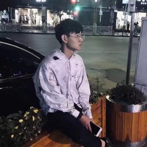 Dengarkan lagu 电音dj2021 nyanyian 周省 dengan lirik