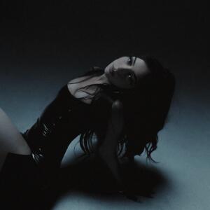 Cutty Vibez的專輯WE'RE JUST FRIENDS (Explicit)