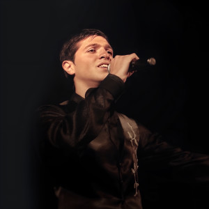 Listen to Hayer Miaceq song with lyrics from Gurgen Dabaghyan