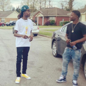 ดาวน์โหลดและฟังเพลง SD99 (feat. Yung Po & Jay steeze) พร้อมเนื้อเพลงจาก Postell1k