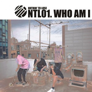 Listen to WHO AM I song with lyrics from 슬라임영
