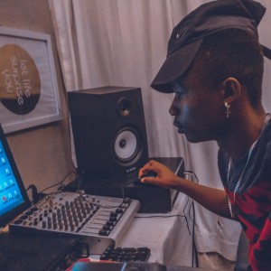 default playlist img