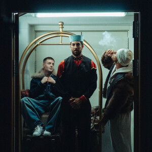 default playlist img