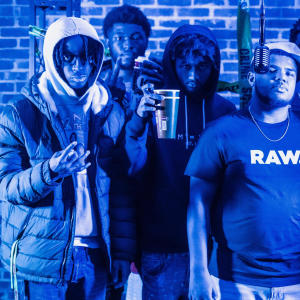 ดาวน์โหลดและฟังเพลง Chicken Chasers (feat. BigSharkk, Jim Brown & Db) (Explicit) พร้อมเนื้อเพลงจาก Sg EightBall