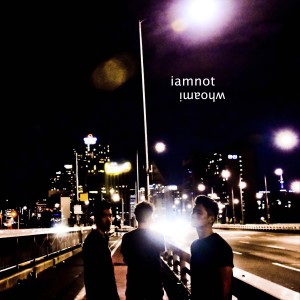 Dengarkan PSYCHO lagu dari iamnot dengan lirik