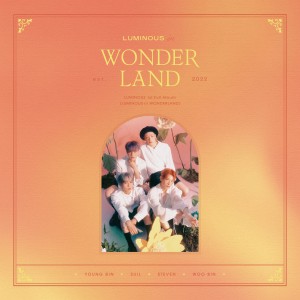 Album LUMINOUS in WONDERLAND from 루미너스