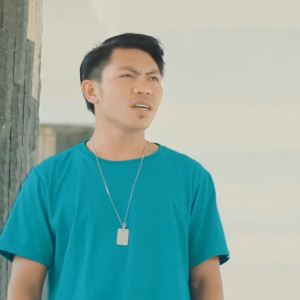 Dengarkan Kangen Seninen Dengan lagu dari Najam dengan lirik