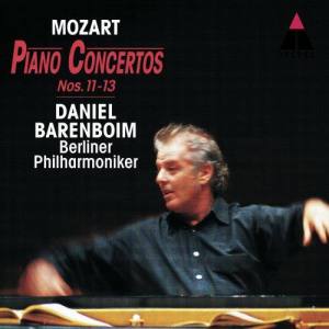 收聽Daniel Barenboim的Piano Concerto No. 12 in A Major, K. 414: III. Allegretto歌詞歌曲