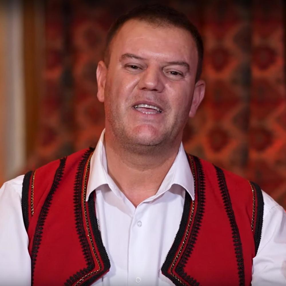 Këngë qytetare dy