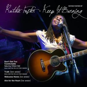 收聽Ruthie Foster的Aim For The Heart (Live)歌詞歌曲