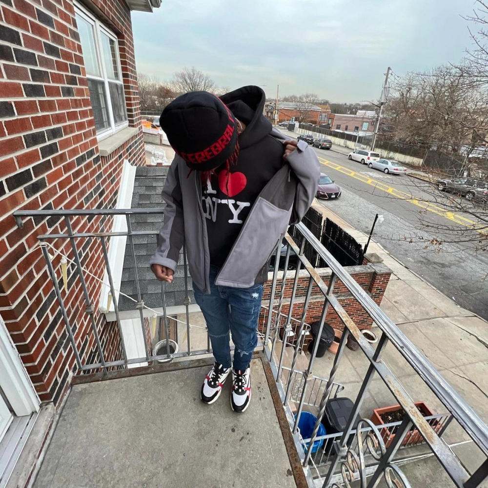 Need Me (feat. Bandanna$aint) (Explicit)