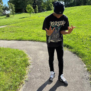 default playlist img