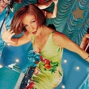 ดาวน์โหลดและฟังเพลง Tengo Que Decirte Algo (Album Version) พร้อมเนื้อเพลงจาก Gloria Estefan