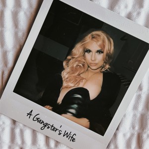 ดาวน์โหลดและฟังเพลง A Gangster's Wife พร้อมเนื้อเพลงจาก Ms Krazie