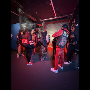 收聽Dee Aura的4:30 Am (Explicit)歌詞歌曲