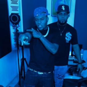 收聽Gabo la Quimica的Mete Para (feat. El Mega) (Remix)歌詞歌曲