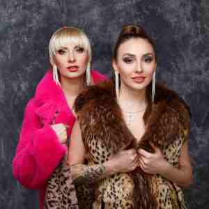 Listen to Красная пилотка song with lyrics from Russian Girls